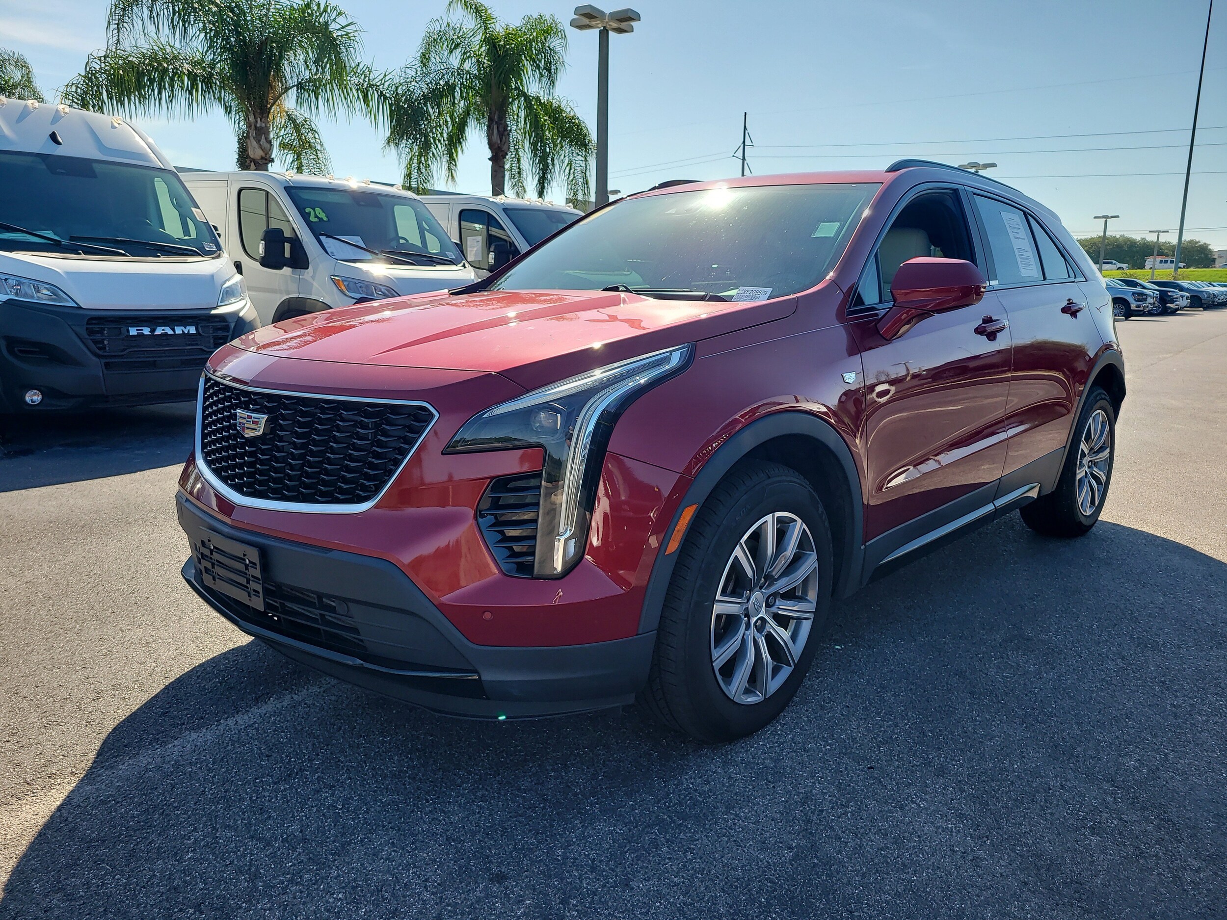 2019 Cadillac XT4 Sport photo 3