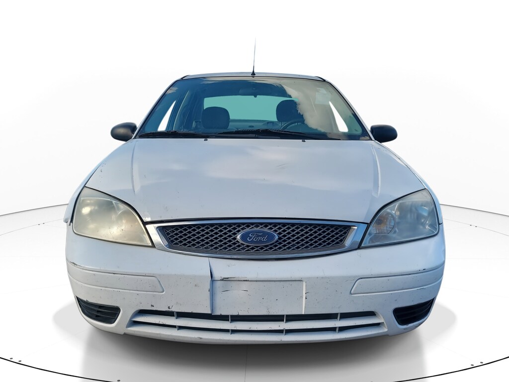 Used 2005 Ford Focus Sedan