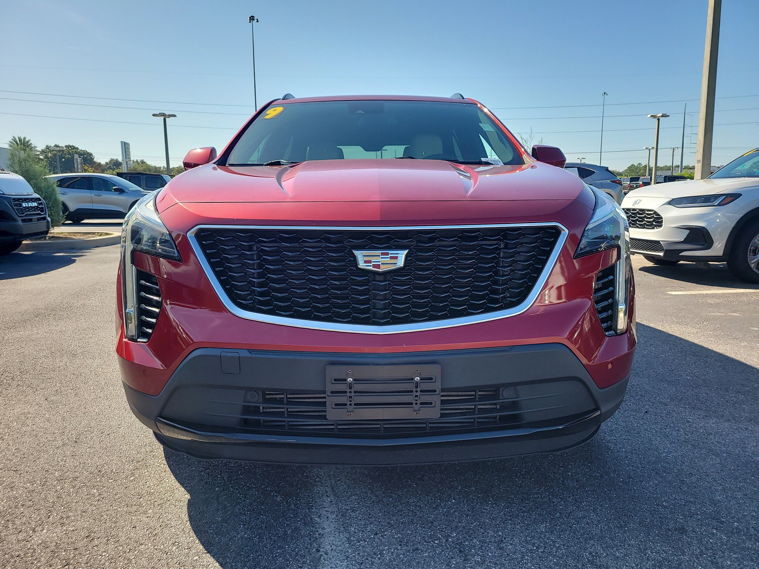 2019 Cadillac XT4 Sport photo 2
