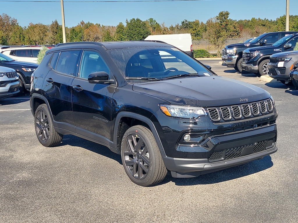 New 2026 Jeep Compass LIMITED ALTITUDE 4X4 Sport Utility