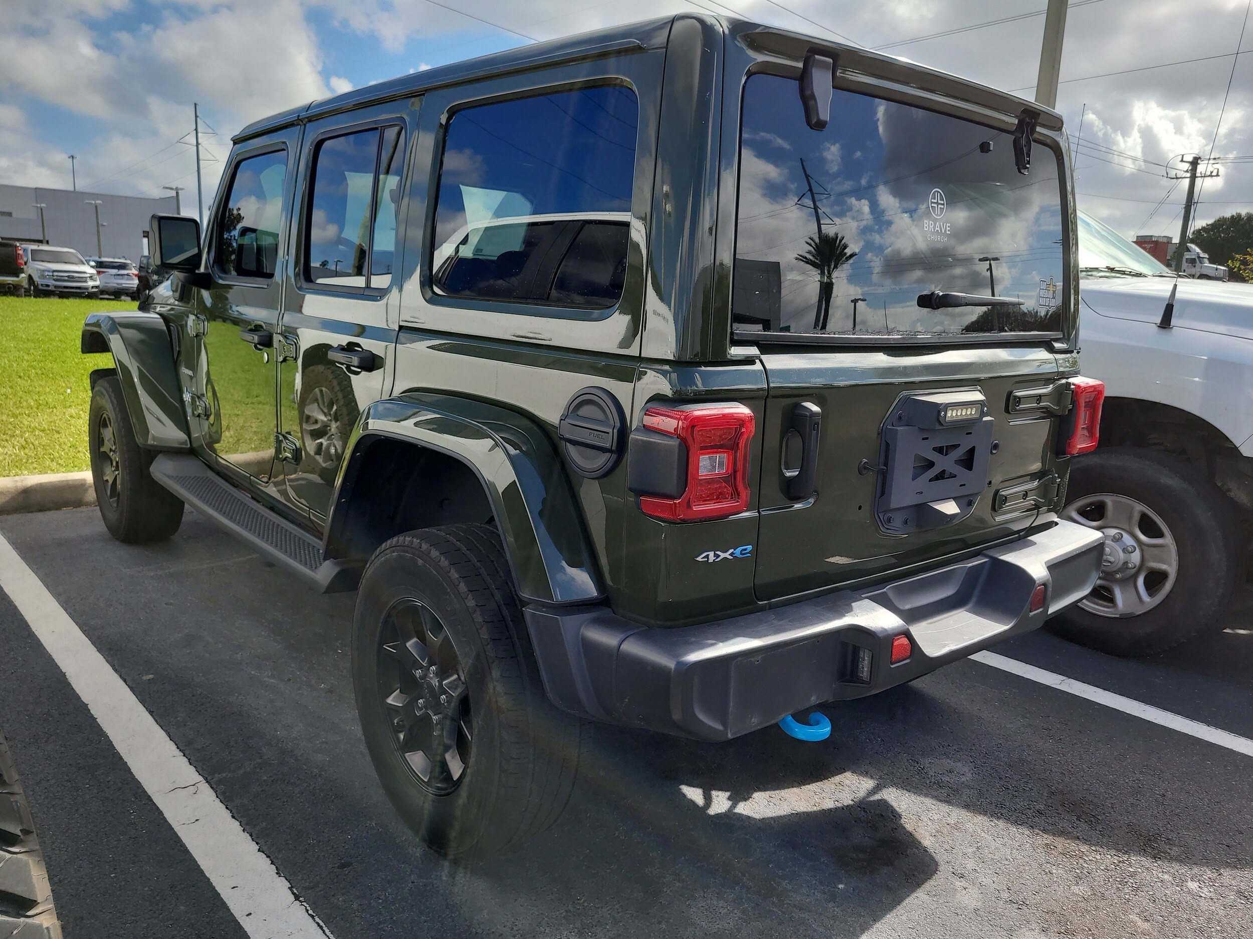 2022 Jeep Wrangler 4xe Unlimited Sahara photo 4