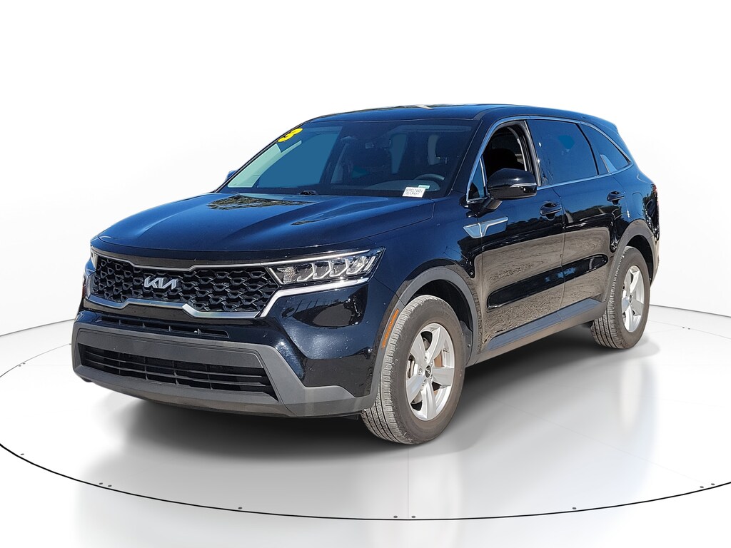 Used 2023 Kia Sorento LX SUV