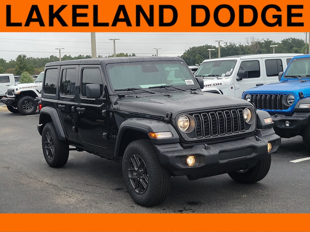 New 2026 Jeep Wrangler 4-DOOR SPORT S Sport Utility