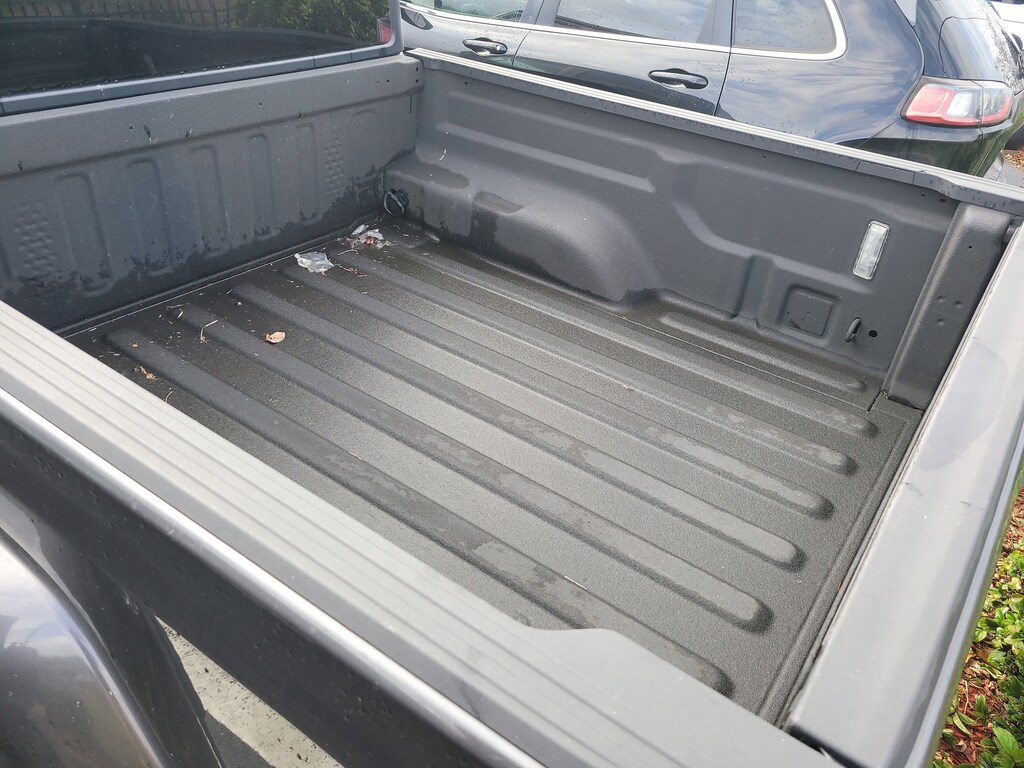 Used 2021 Jeep Gladiator Sport Truck Crew Cab