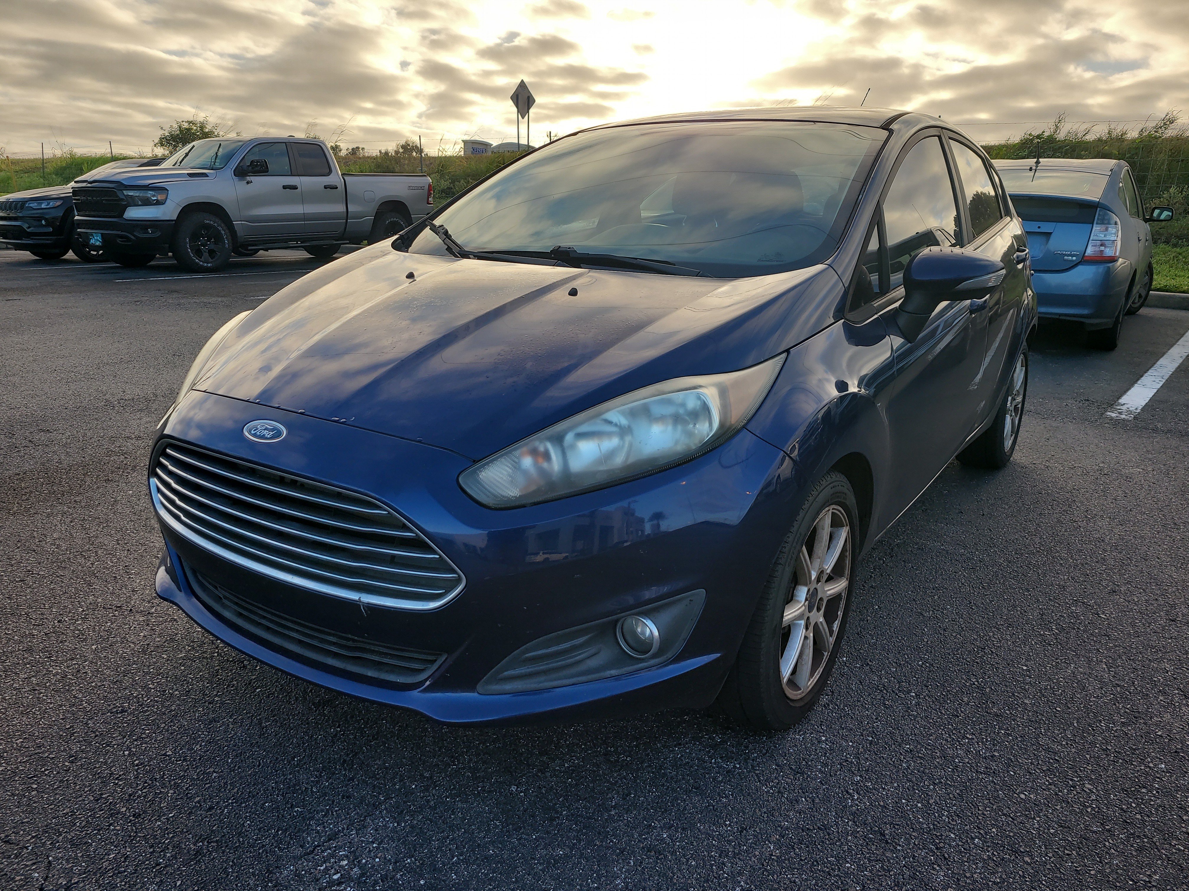 Used 2016 Ford Fiesta SE Hatchback