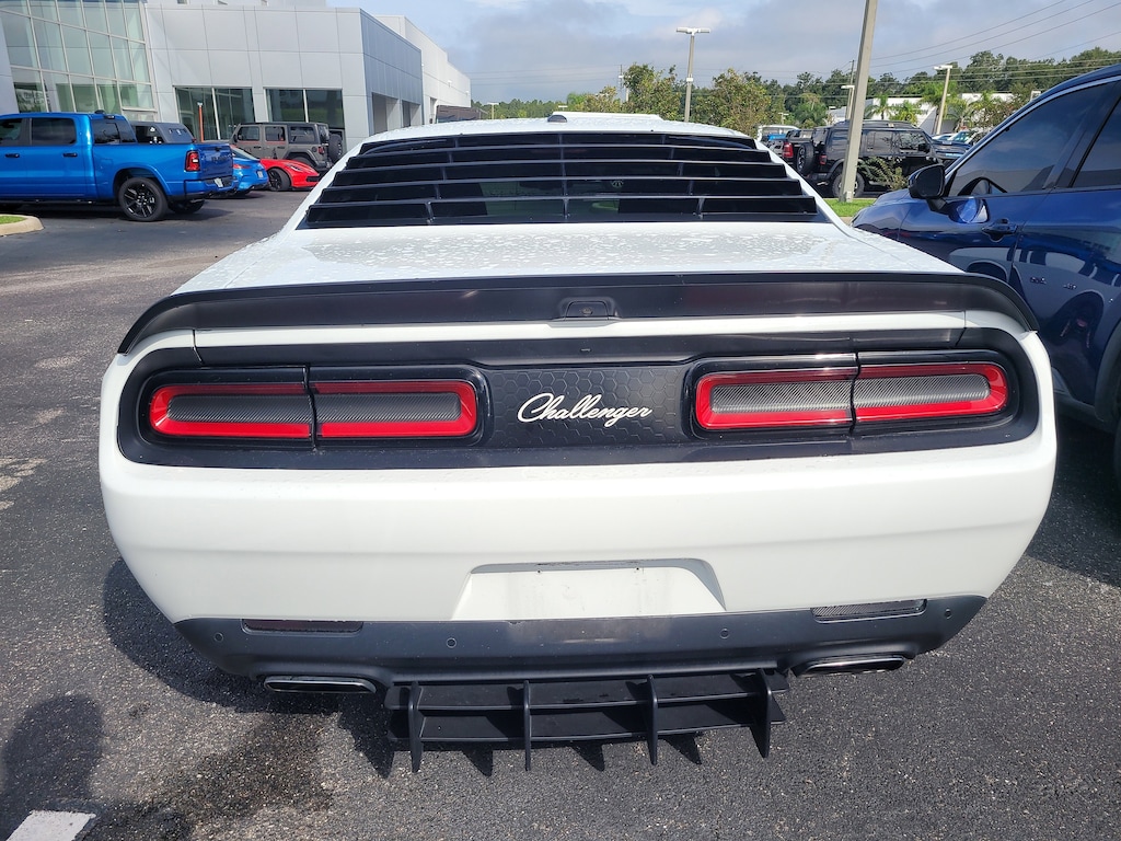2019 Dodge Challenger R/T photo 5