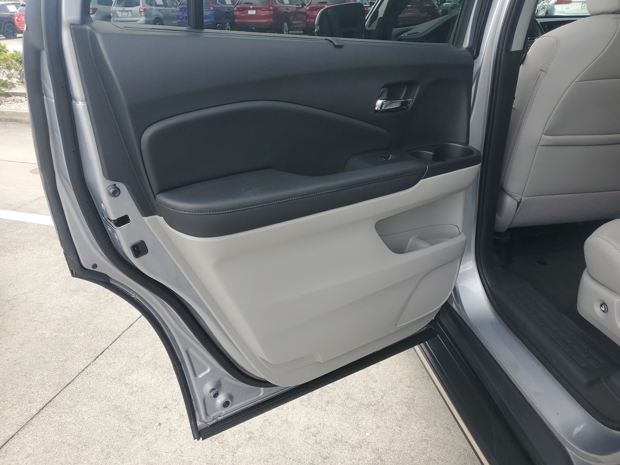 2020 Honda Pilot EX-L - Photo 14