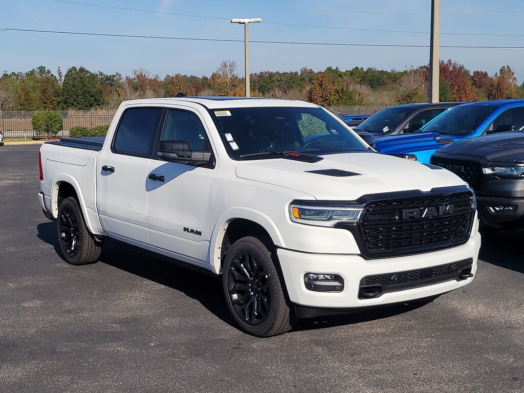 New 2026 Ram 1500 LIMITED CREW CAB 4X4 5'7 BOX Pickup