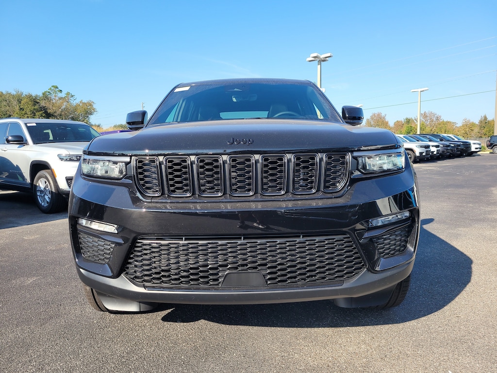 New 2025 Jeep Grand Cherokee LIMITED 4X4 Sport Utility