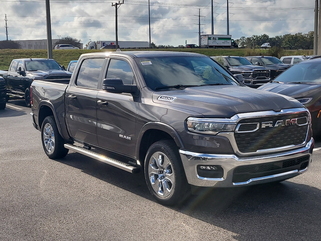 New 2026 Ram 1500 BIG HORN CREW CAB 4X2 5'7 BOX Pickup