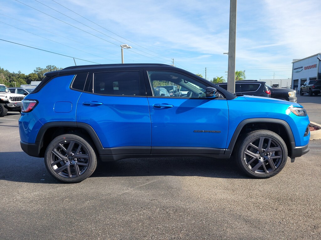 New 2026 Jeep Compass LIMITED ALTITUDE 4X4 Sport Utility