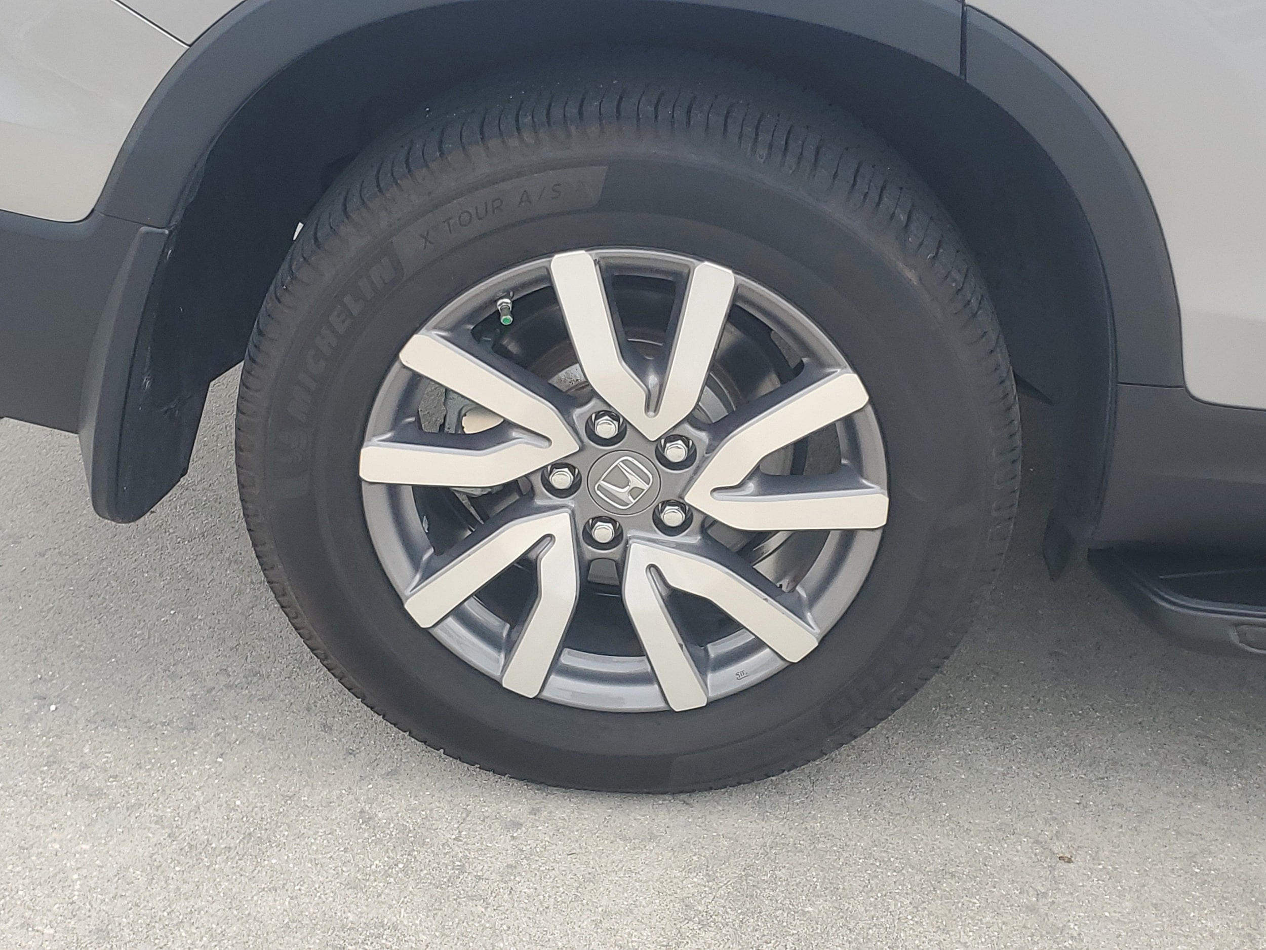 2020 Honda Pilot EX-L - Photo 8