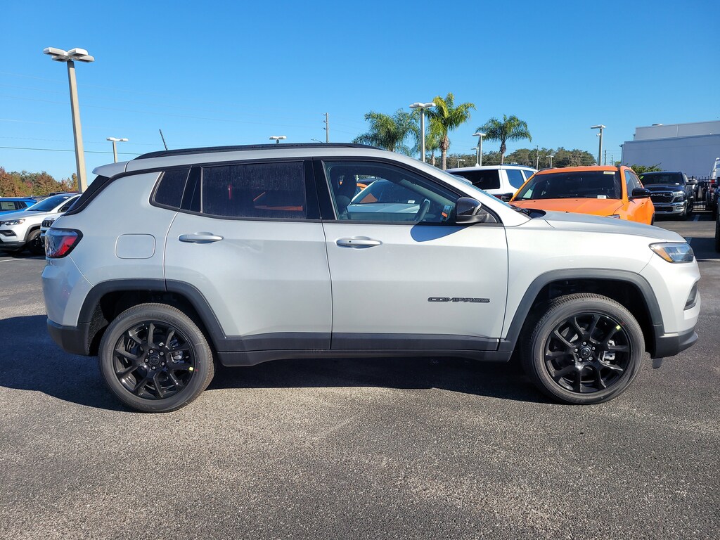 New 2026 Jeep Compass LATITUDE ALTITUDE 4X4 Sport Utility