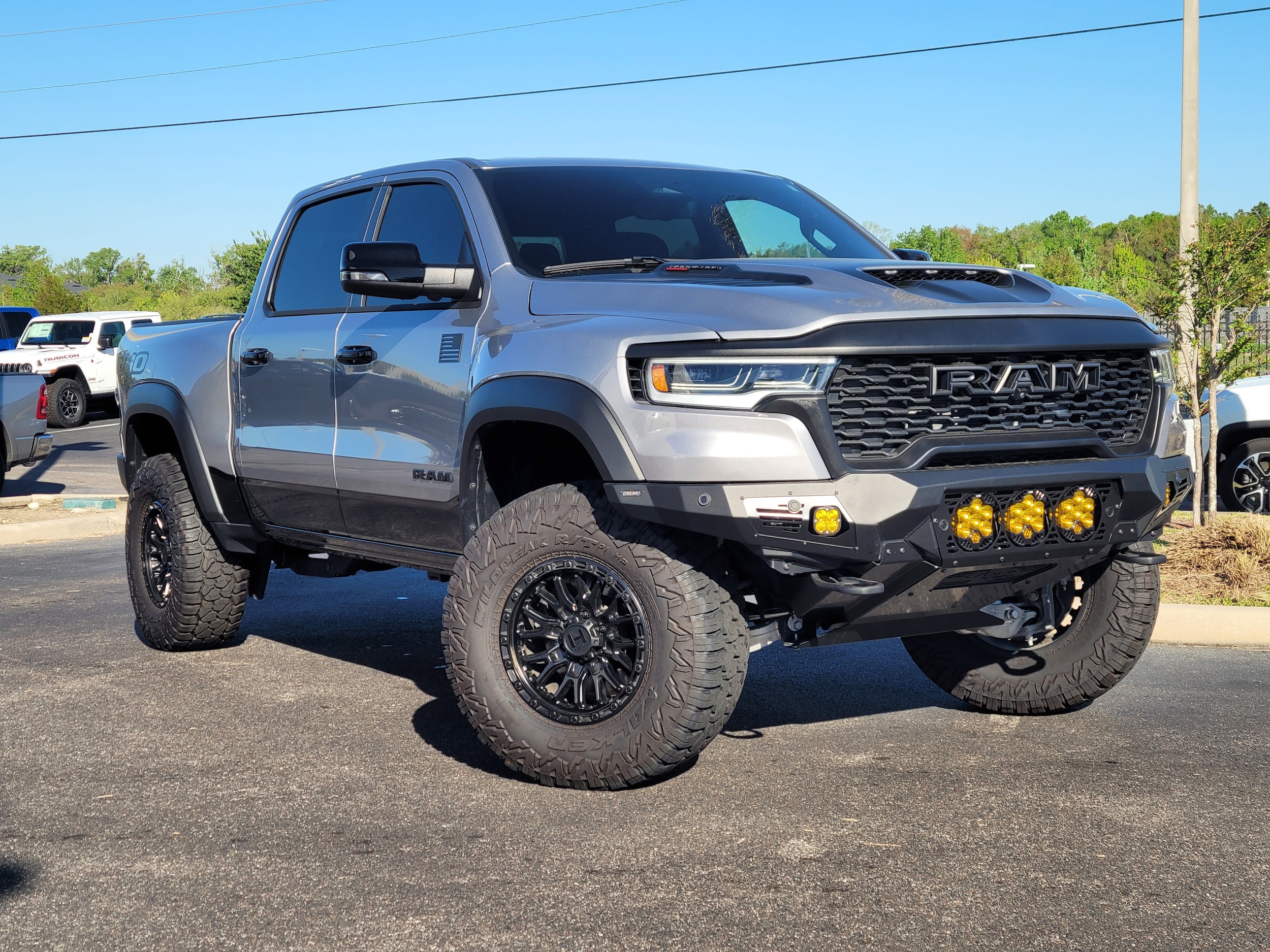 2025 RAM 1500 RHO 4x4 Crew Cab 5'7's photo