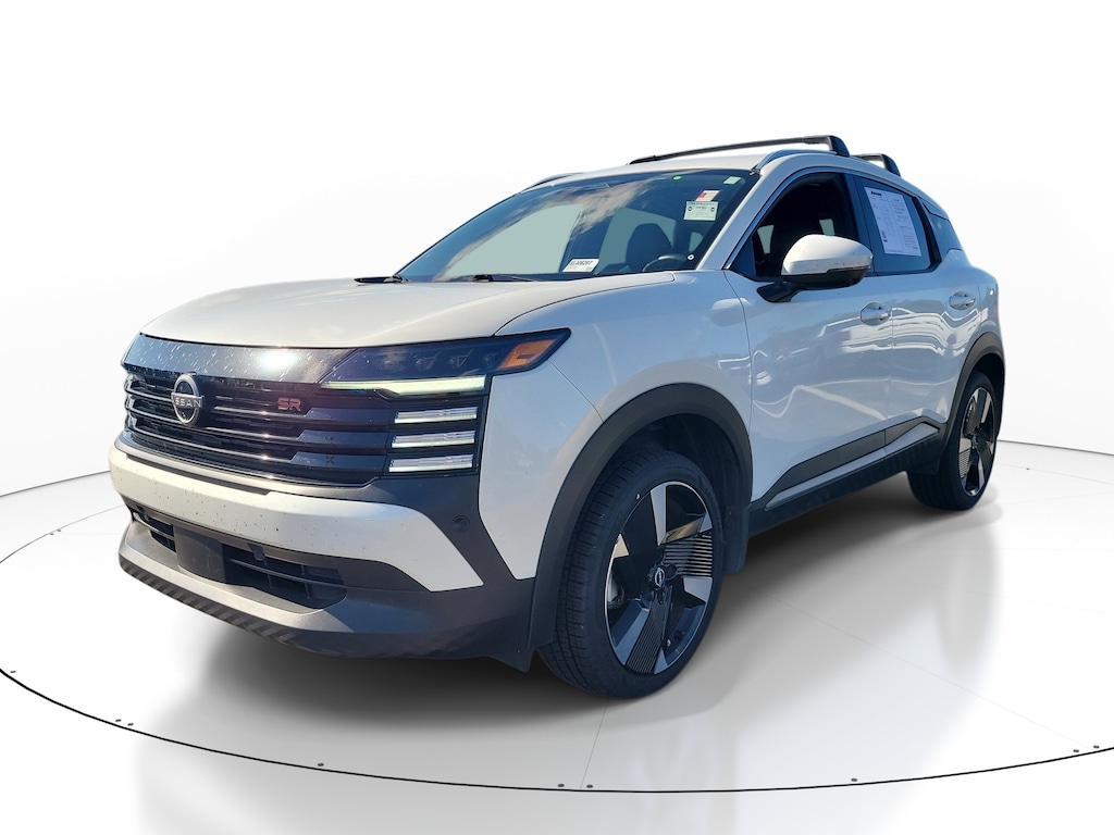 Used 2025 Nissan Kicks SR SUV