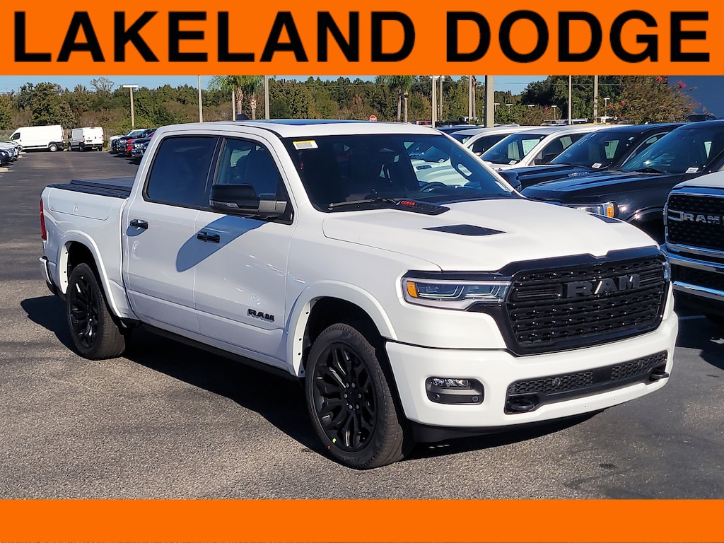 New 2026 Ram 1500 LIMITED CREW CAB 4X4 5'7 BOX Pickup