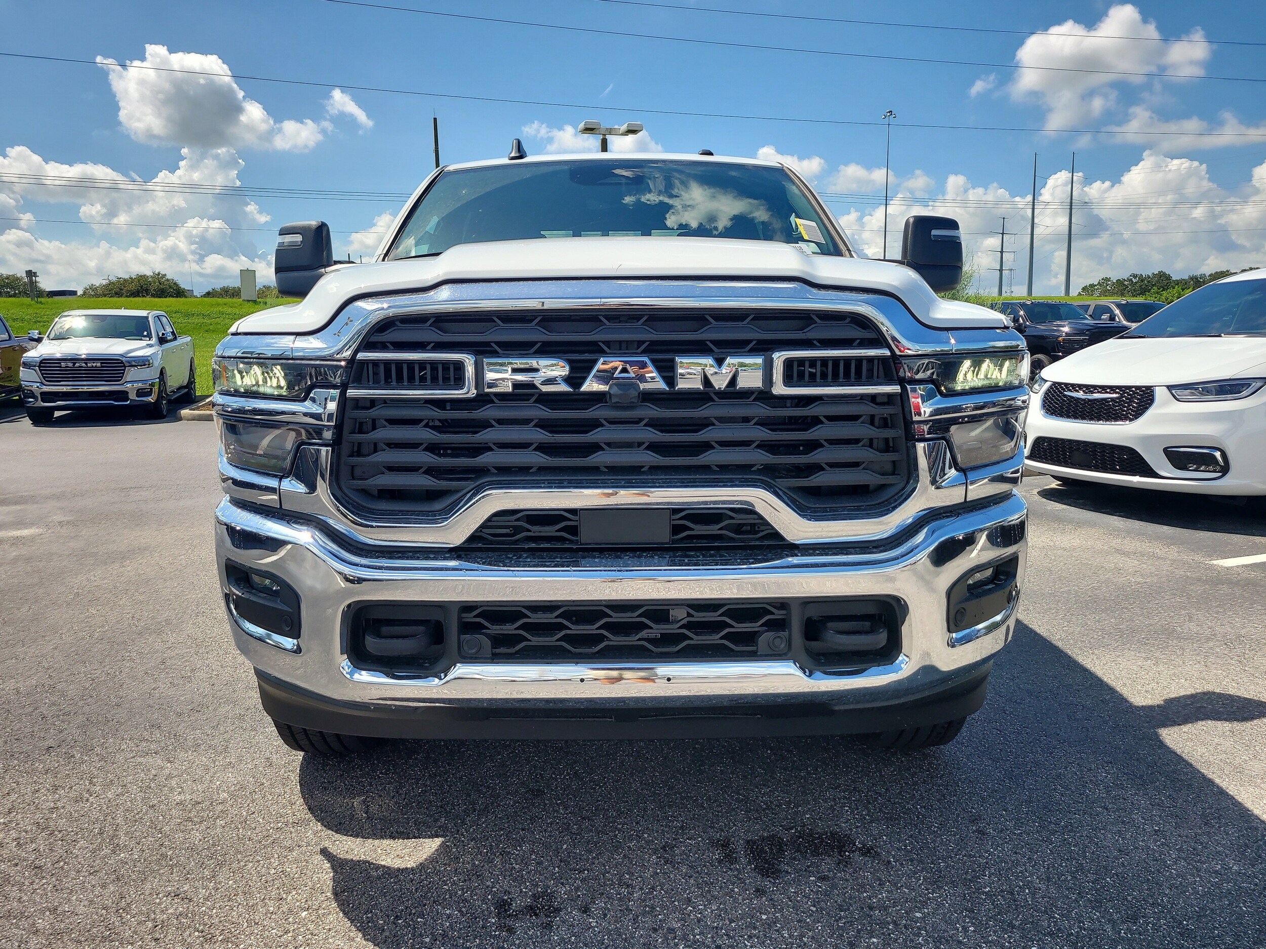 2026 Ram 2500 Tradesman photo 3