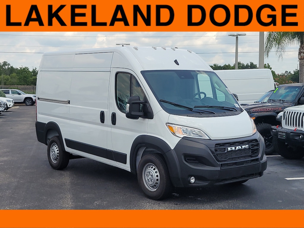 New 2025 Ram ProMaster PROMASTER 1500 TRADESMAN CARGO VAN HIGH ROOF 136' Cargo Van