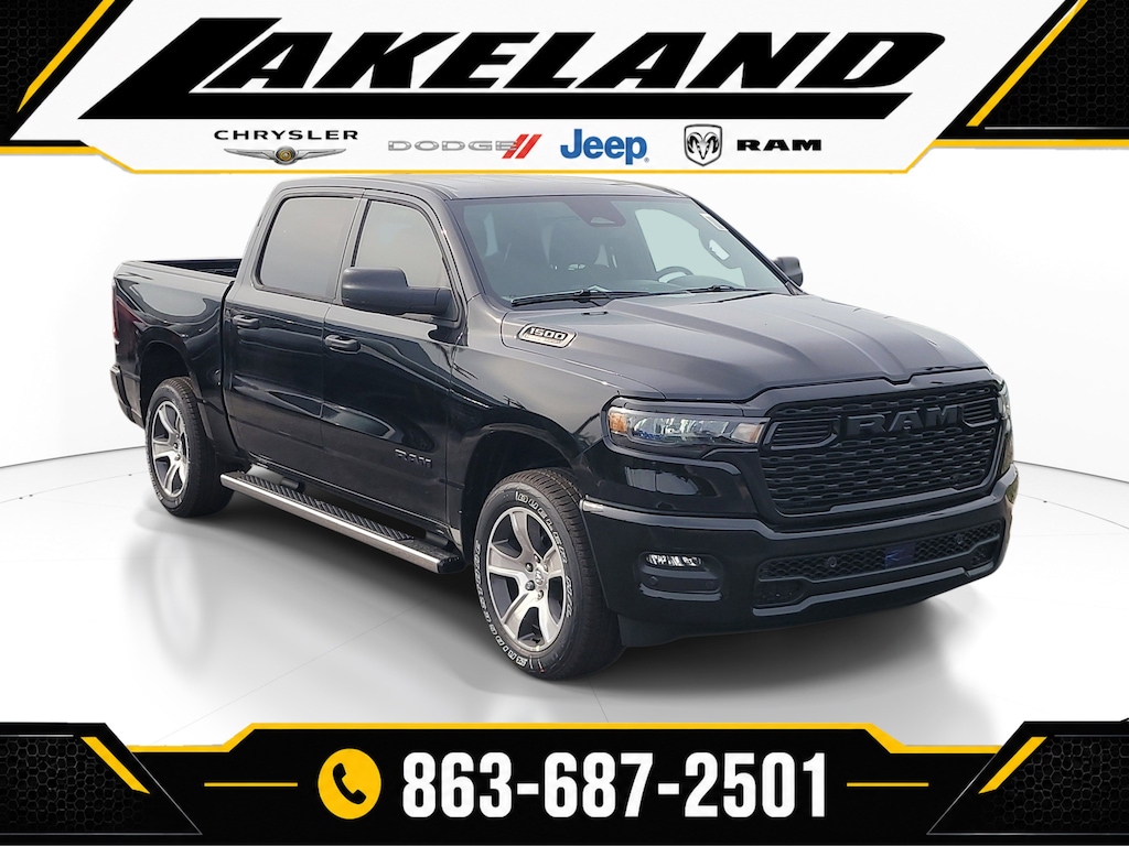 New 2026 Ram 1500 EXPRESS CREW CAB 4X2 5'7 BOX Pickup