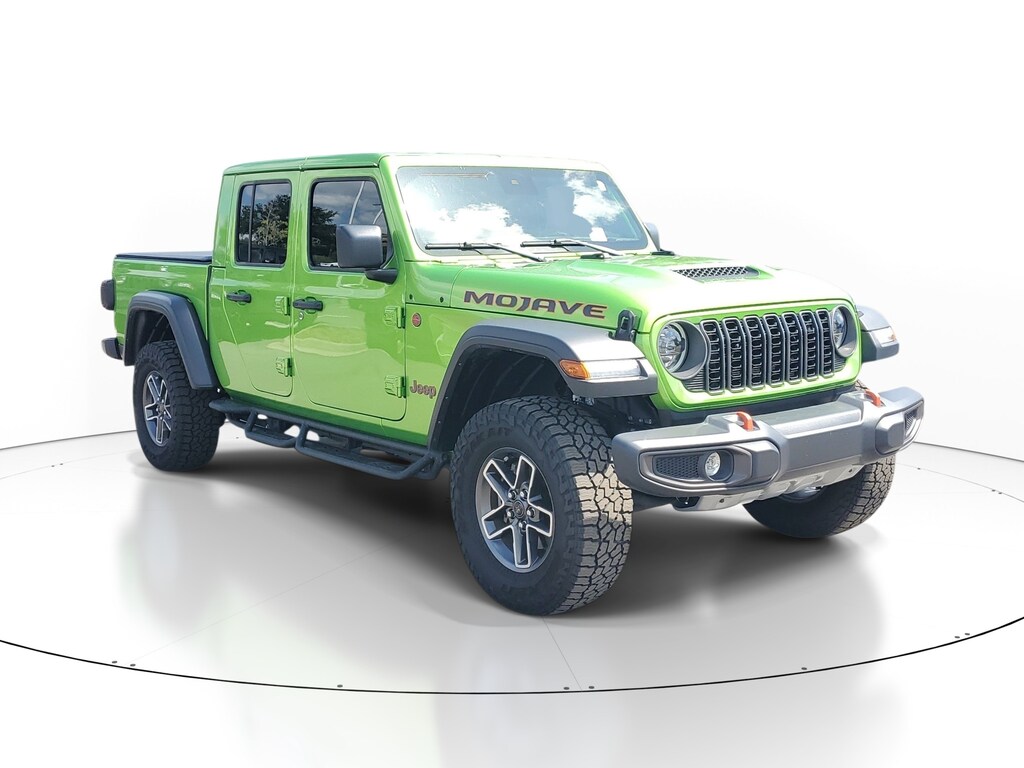 Used 2025 Jeep Gladiator Mojave Truck Crew Cab