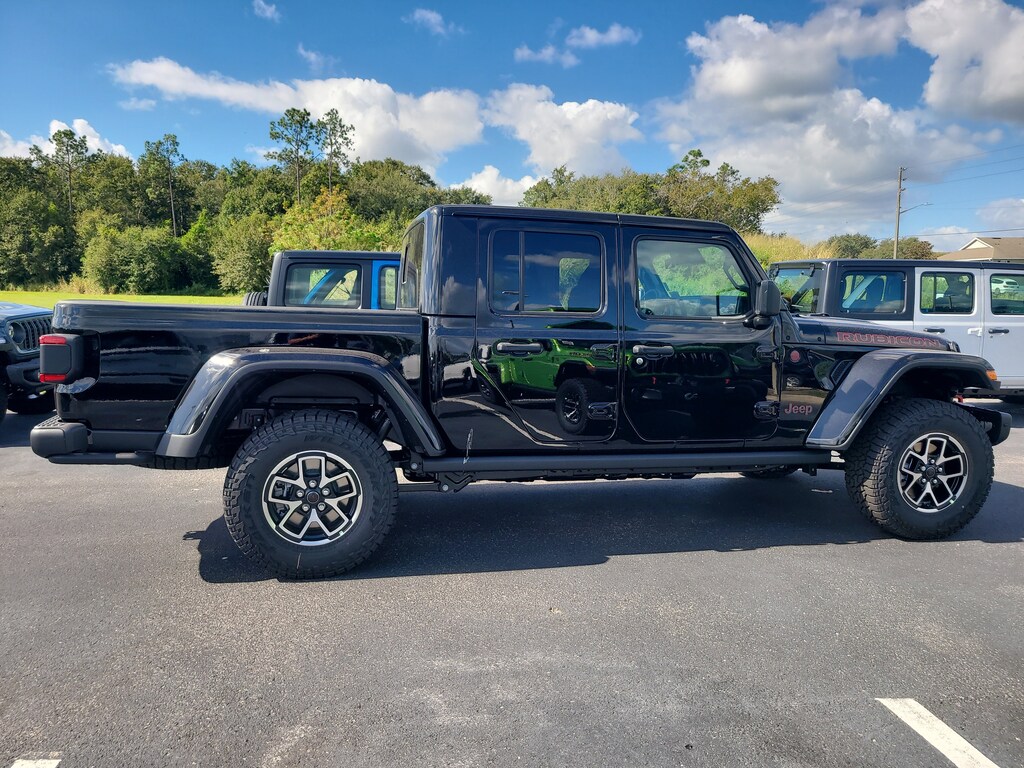 New 2025 Jeep Gladiator RUBICON X 4X4 Pickup