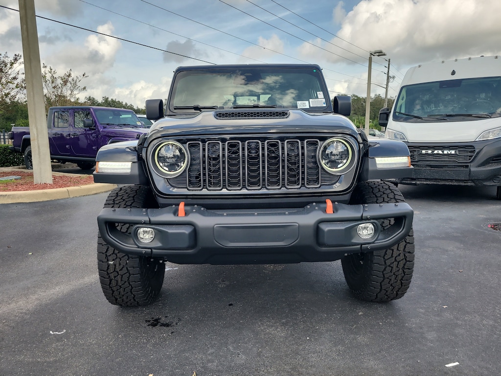 New 2026 Jeep Gladiator MOJAVE X 4X4 Pickup
