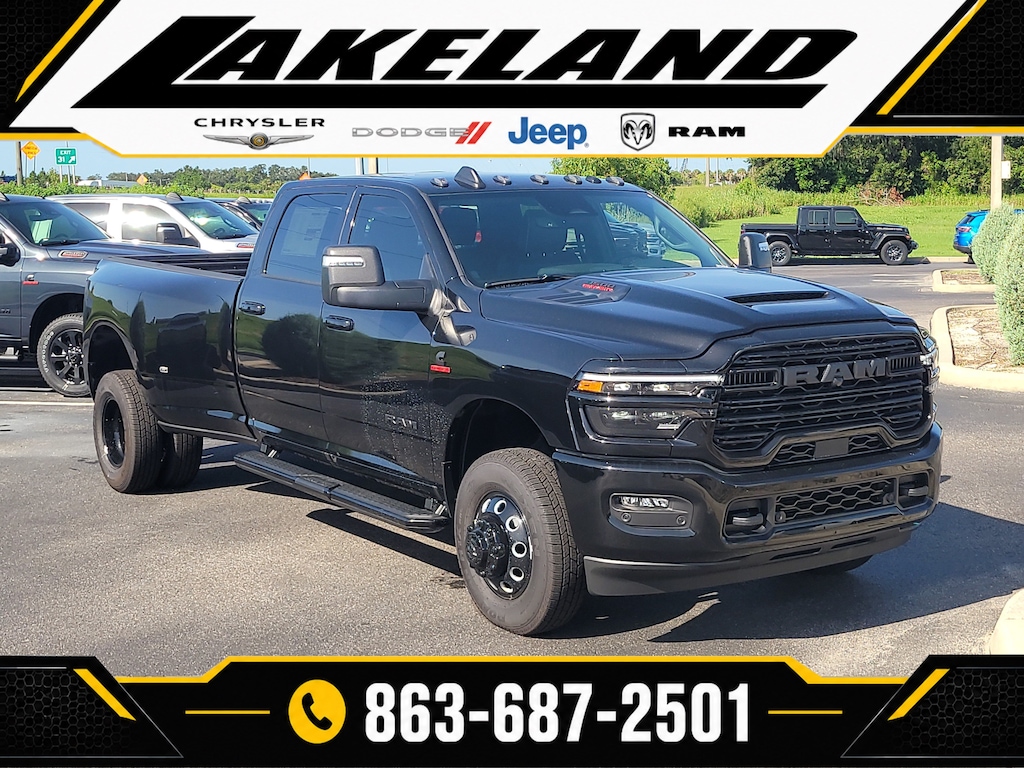 New 2026 Ram 3500 LARAMIE CREW CAB 4X4 8' BOX Pickup