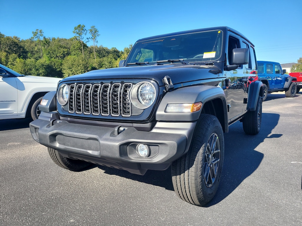 New 2026 Jeep Wrangler 4-DOOR SPORT S Sport Utility
