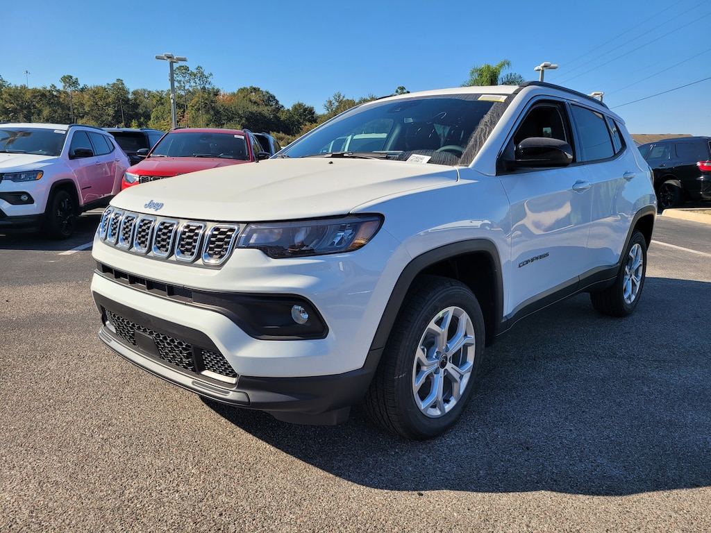 New 2026 Jeep Compass LATITUDE ALTITUDE 4X4 Sport Utility