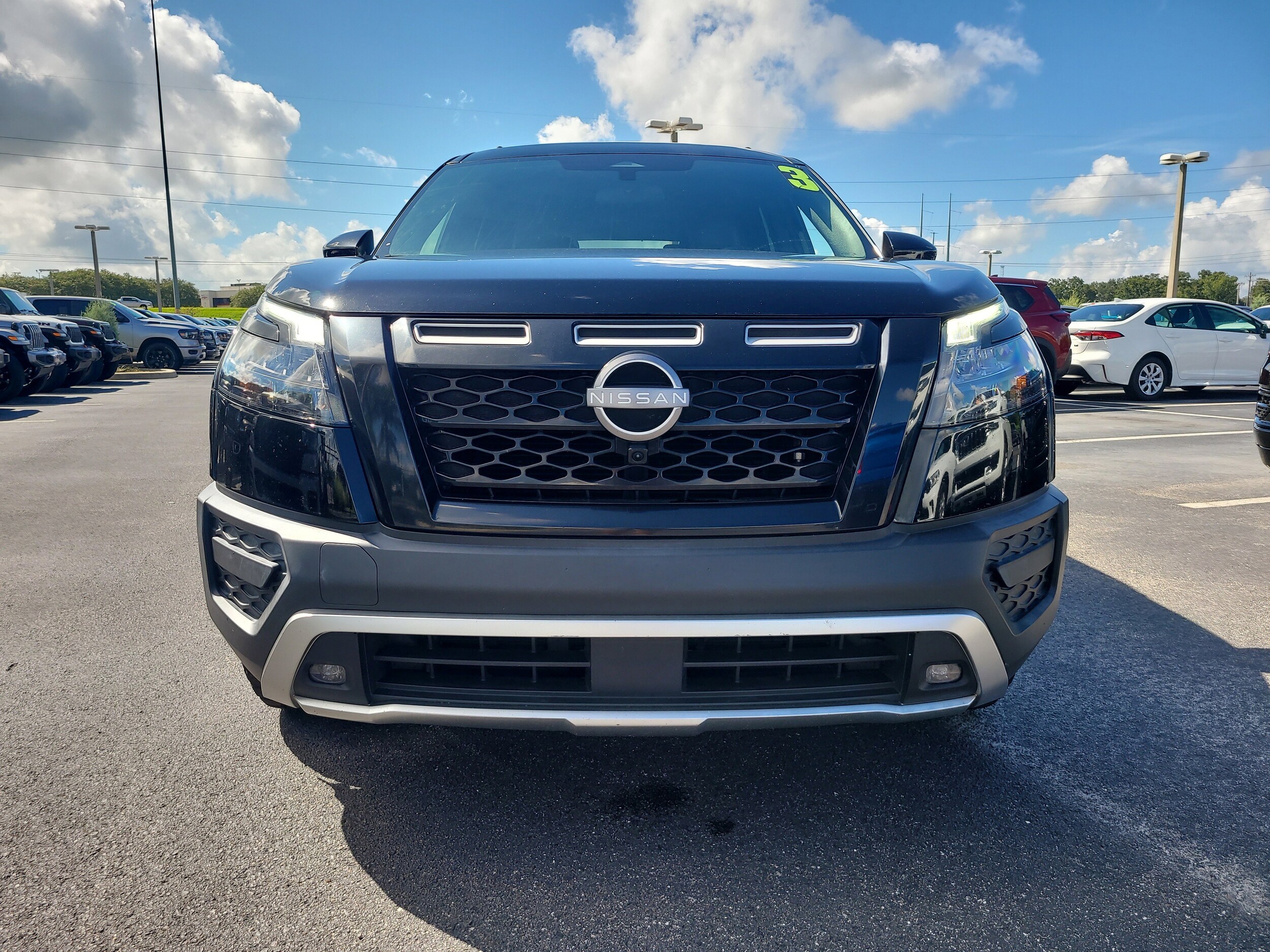 2023 Nissan Pathfinder Rock Creek photo 2