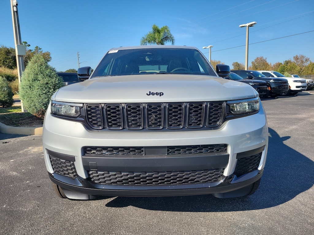 New 2025 Jeep Grand Cherokee L ALTITUDE X 4X2 Sport Utility