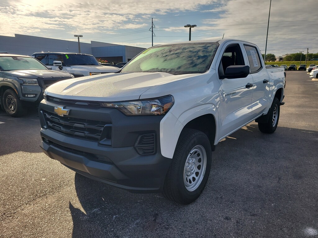 Used 2026 Chevrolet Colorado WT Truck Crew Cab