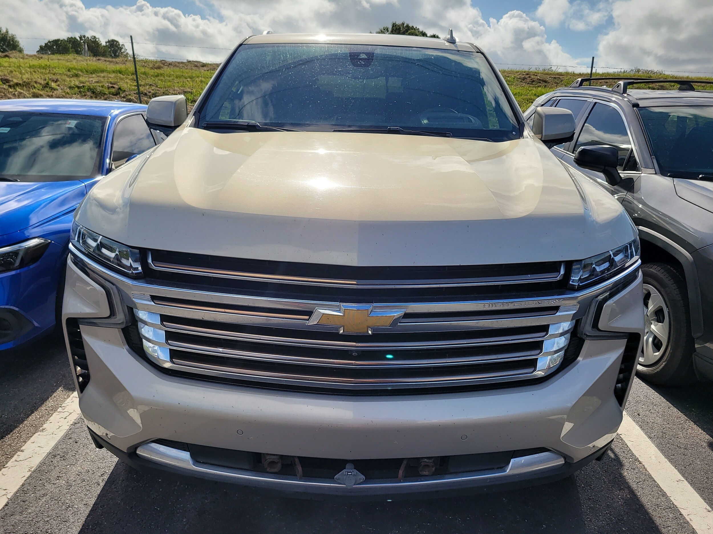 2021 Chevrolet Tahoe High Country photo 2
