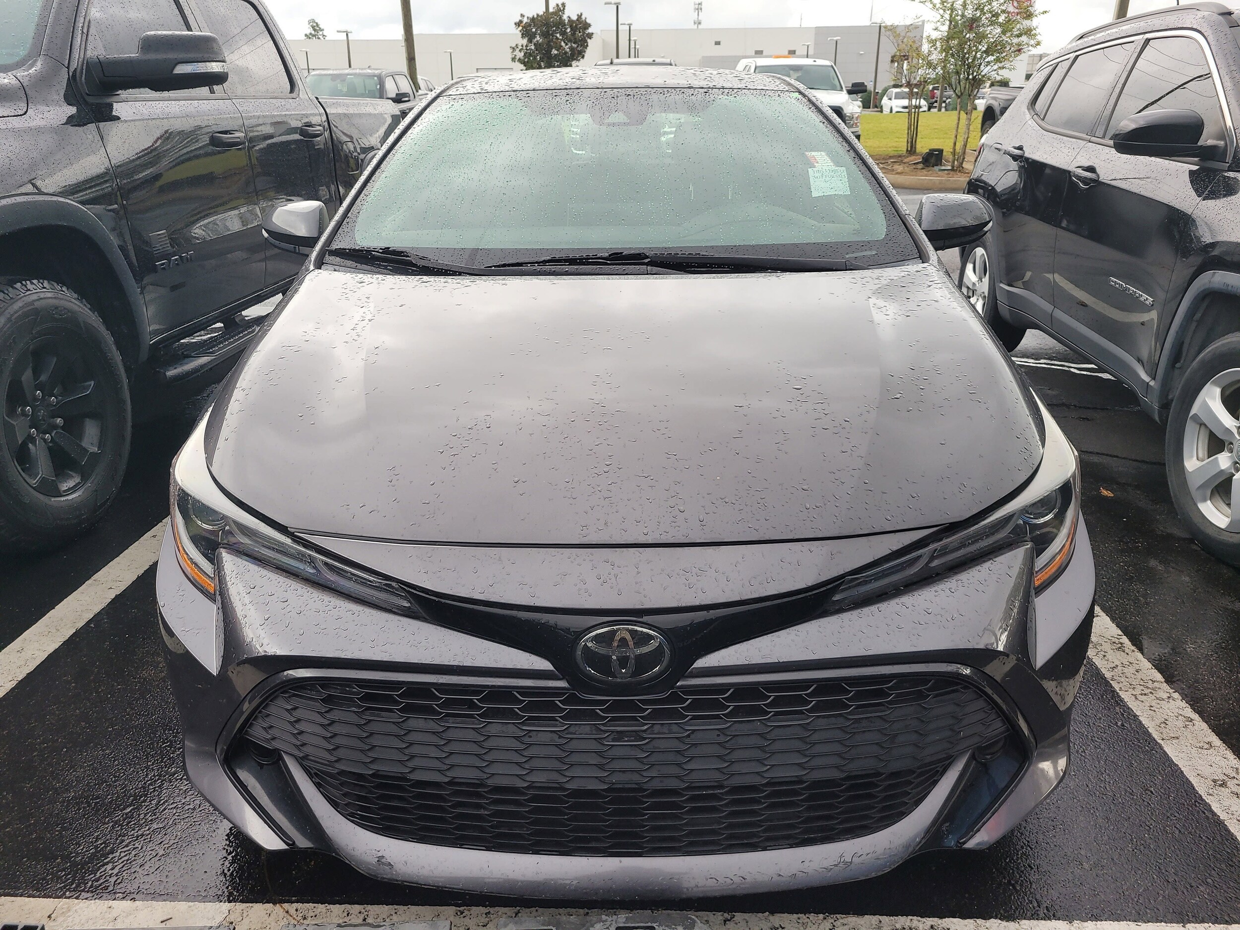 2021 Toyota Corolla SE photo 2
