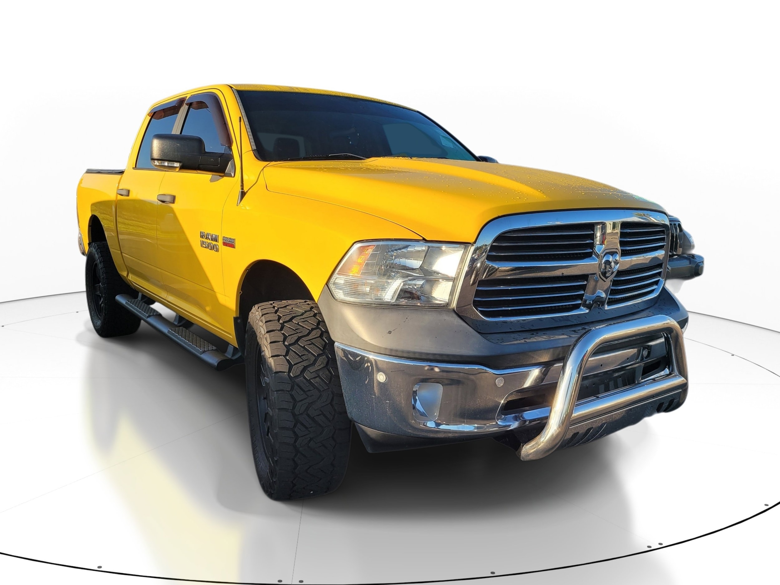 2016 RAM 1500 Big Horn 4x4 Crew Cab 5'7's photo