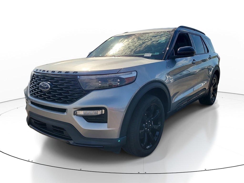 Used 2024 Ford Explorer ST-Line SUV