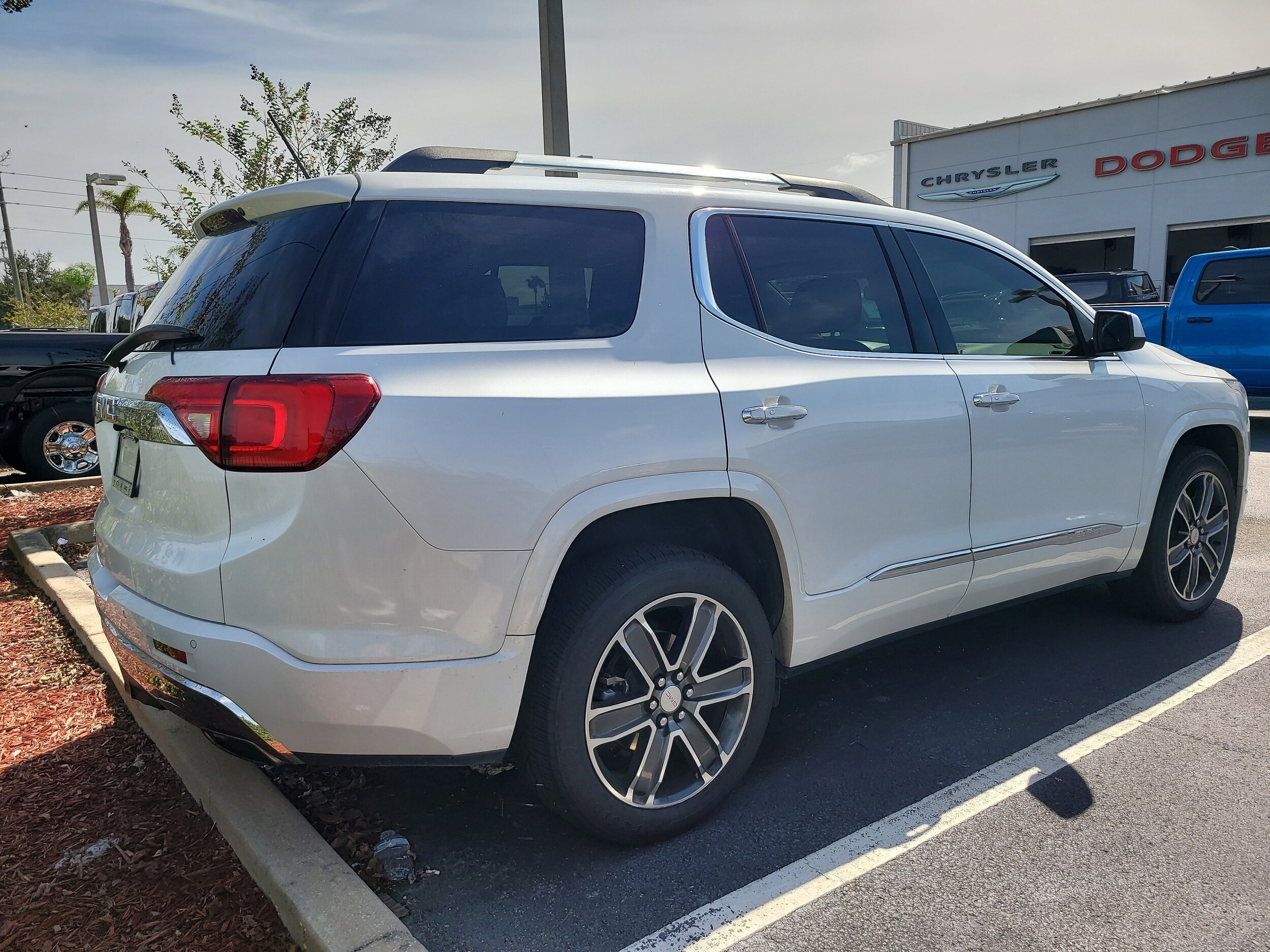 2019 Gmc Acadia Denali photo 4