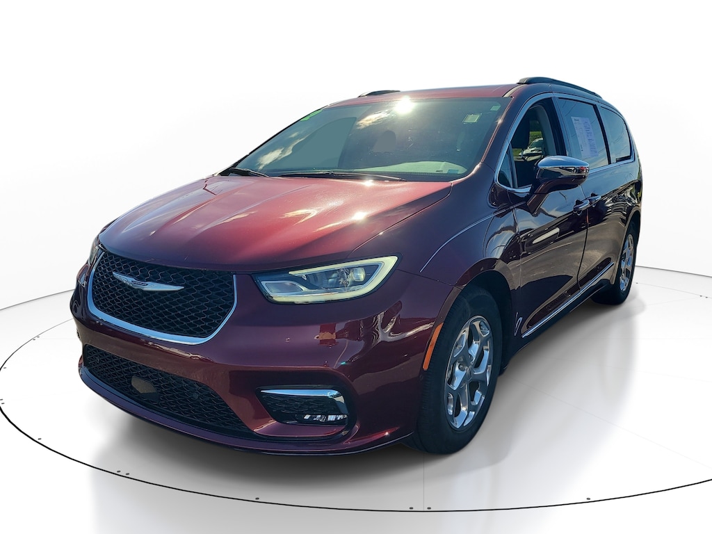 Used 2022 Chrysler Pacifica Limited Van Passenger Van