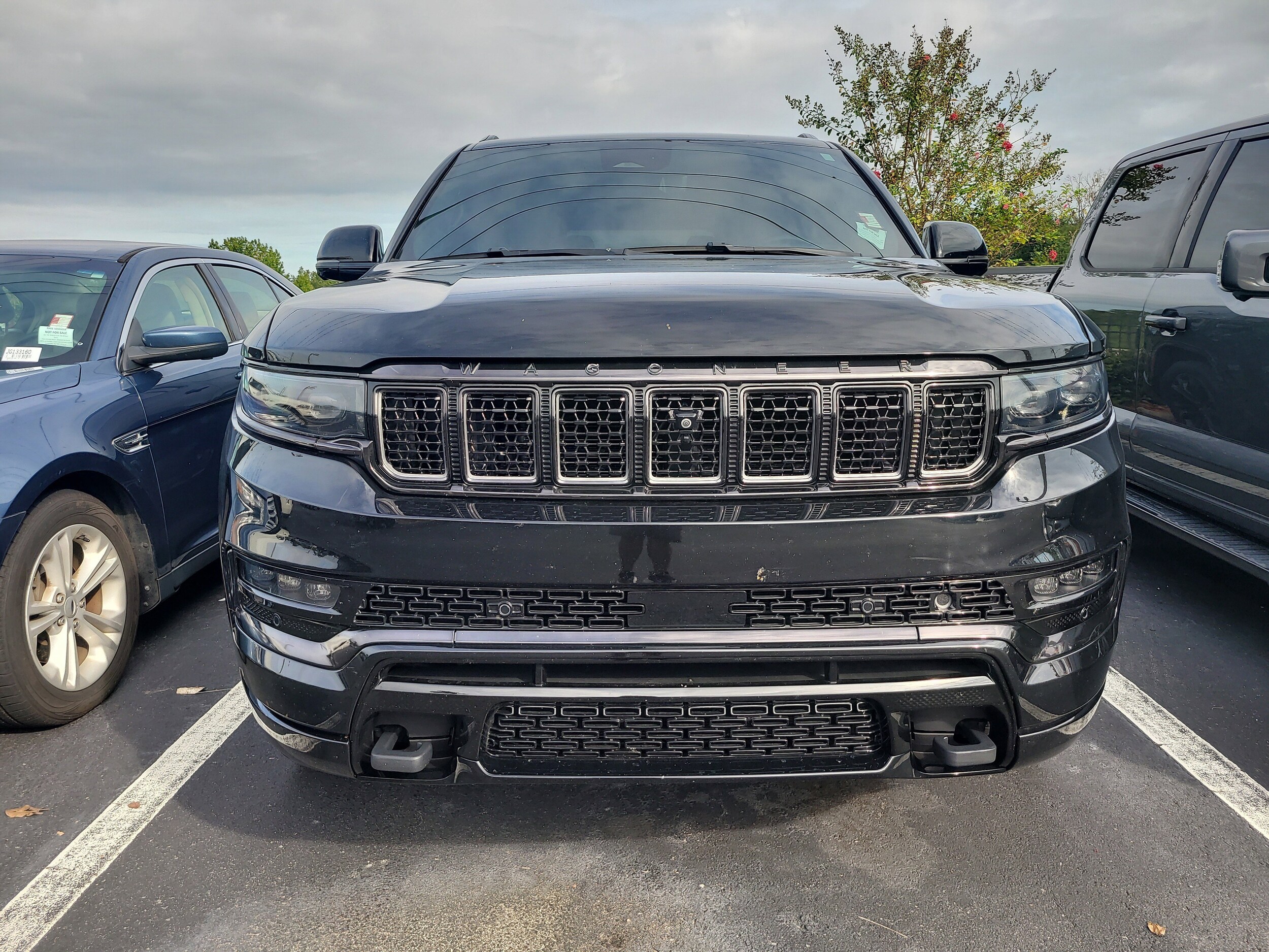 2024 Jeep Grand Wagoneer III Obsidian photo 2