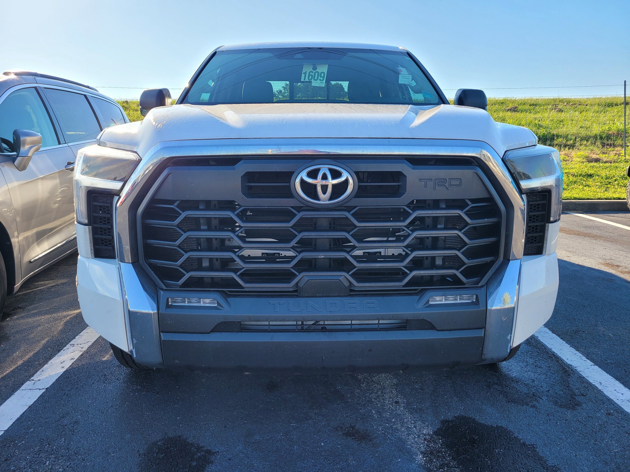 2023 Toyota Tundra SR5 photo 2