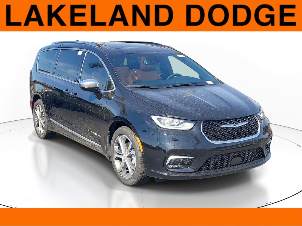 New 2026 Chrysler Pacifica PINNACLE Passenger Van