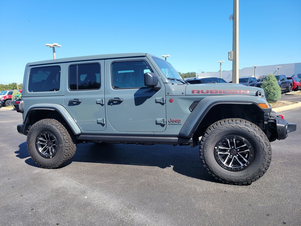 New 2026 Jeep Wrangler 4-DOOR RUBICON X Sport Utility
