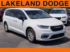 2025 Chrysler Pacifica SELECT Passenger Van