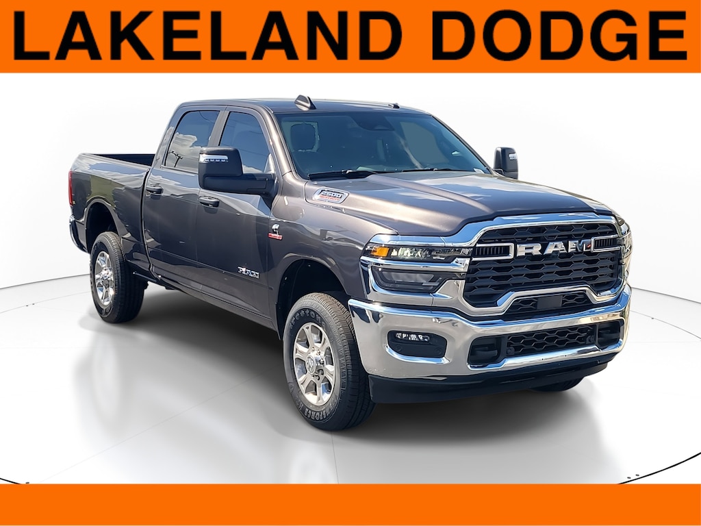 New 2025 Ram 2500 BIG HORN CREW CAB 4X4 6'4 BOX Pickup