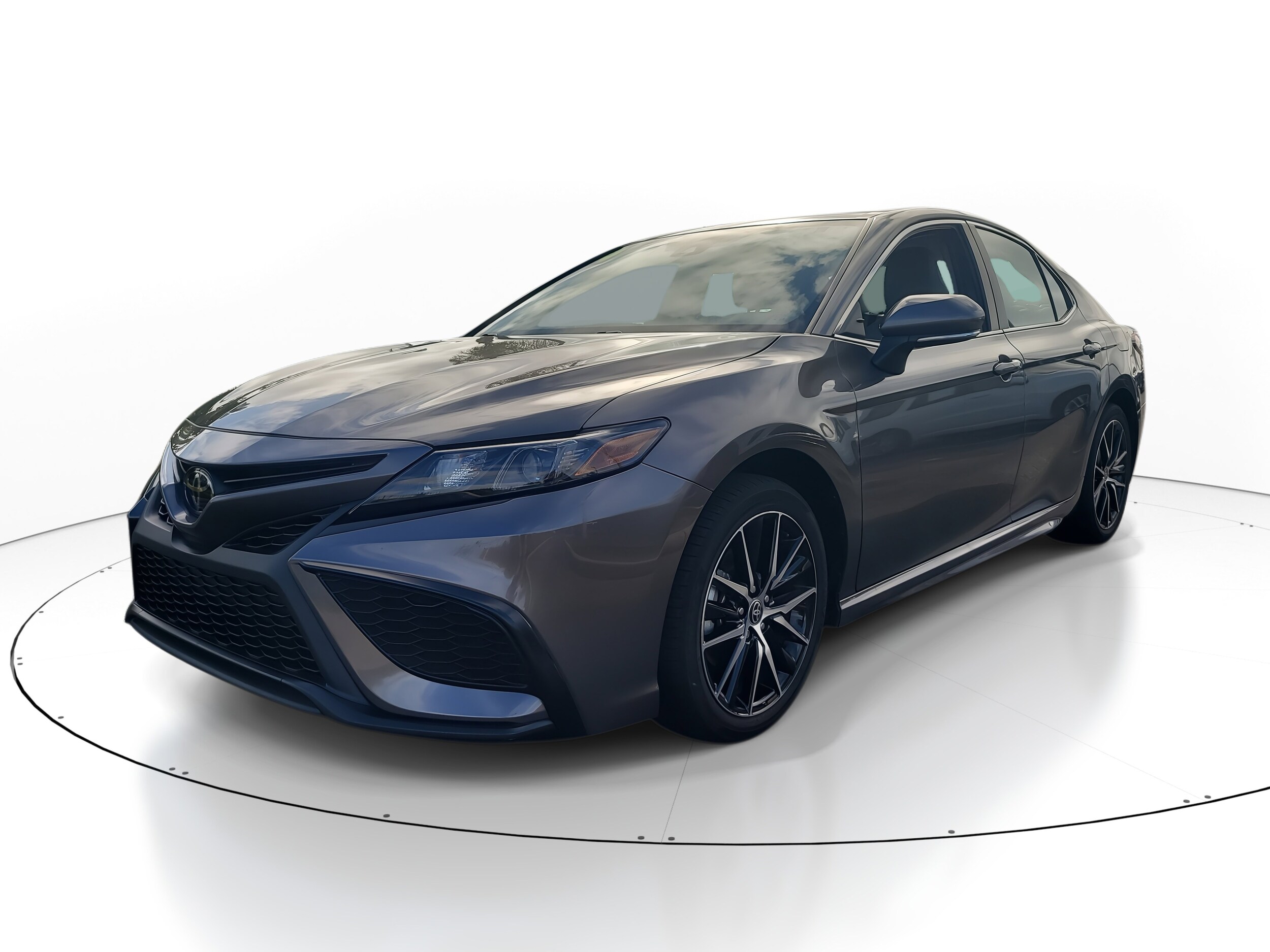 2024 Toyota Camry SE photo 3
