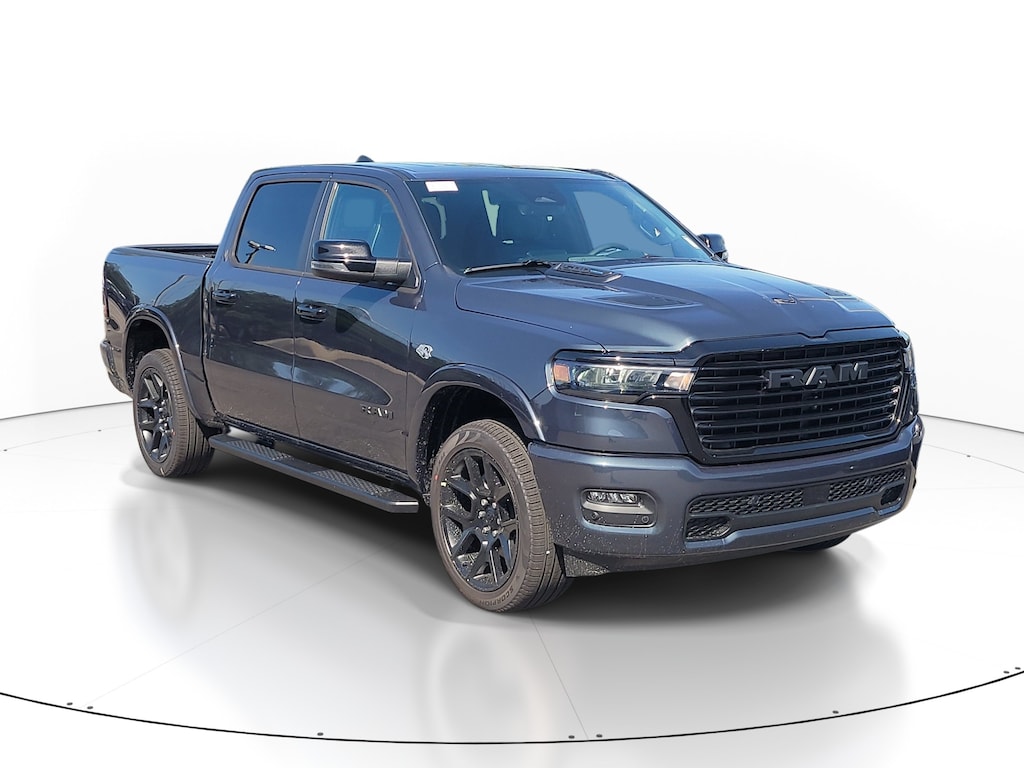 New 2026 Ram 1500 LARAMIE CREW CAB 4X4 5'7 BOX Pickup