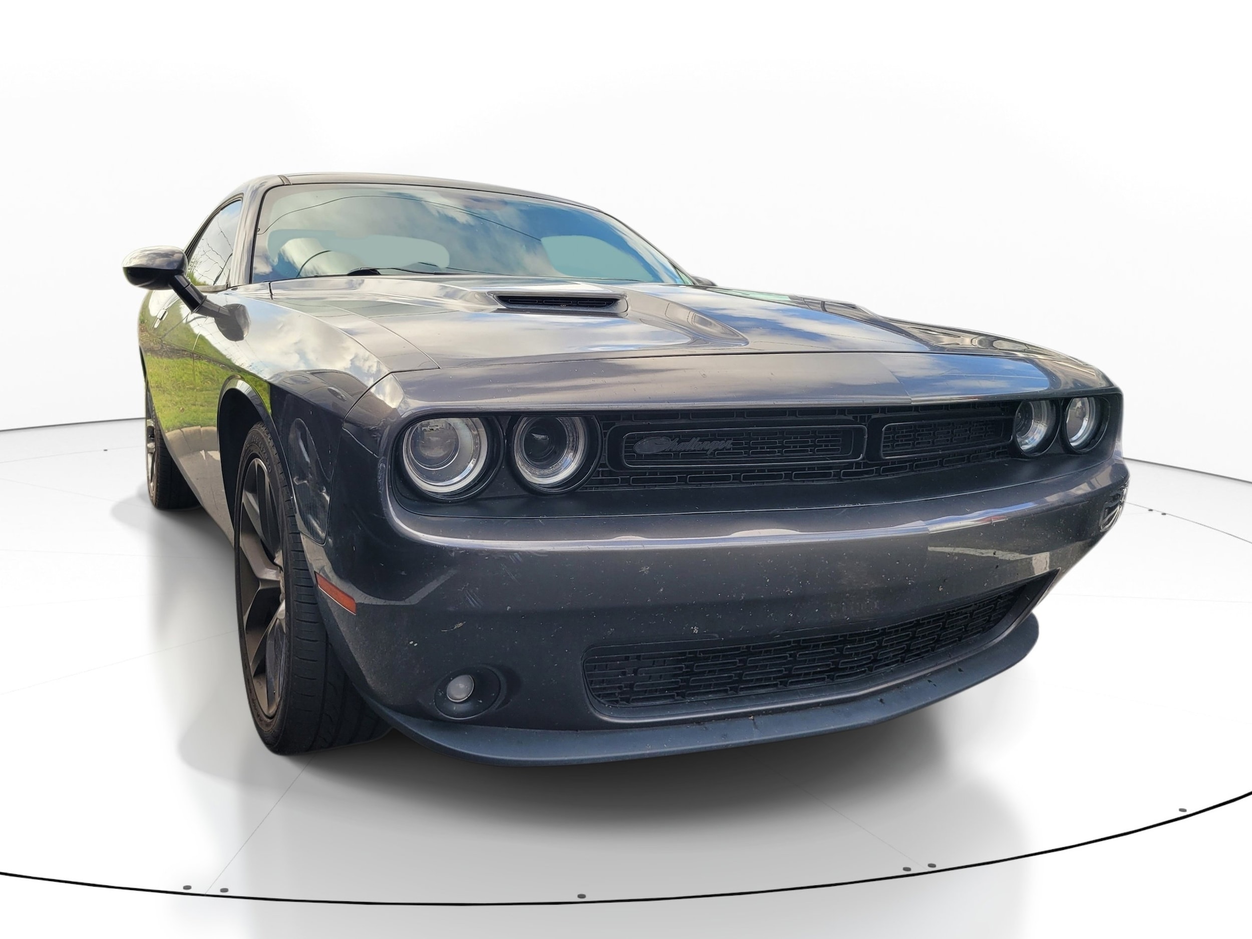2020 Dodge Challenger SXT Auto's photo