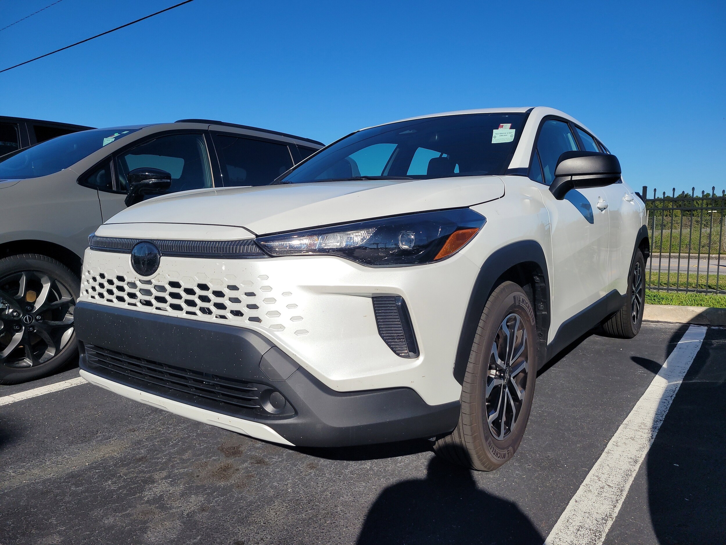 2026 Toyota Corolla Hybrid S photo 3