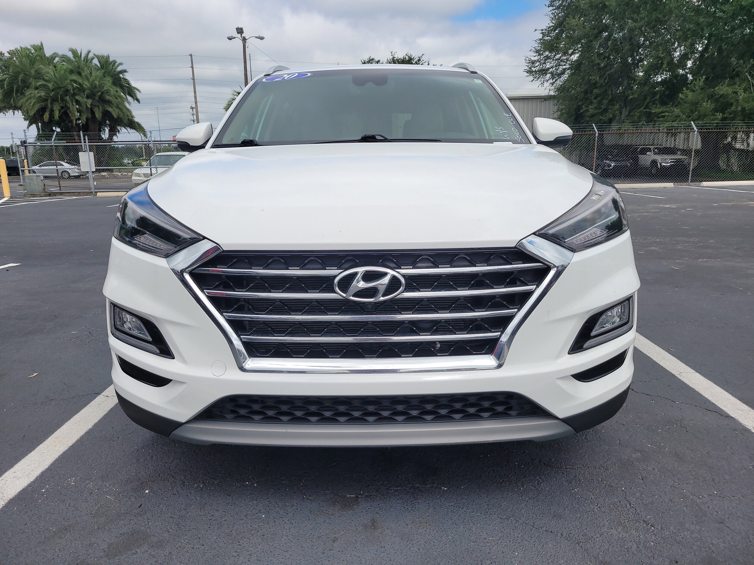 2020 Hyundai Tucson Limited photo 2