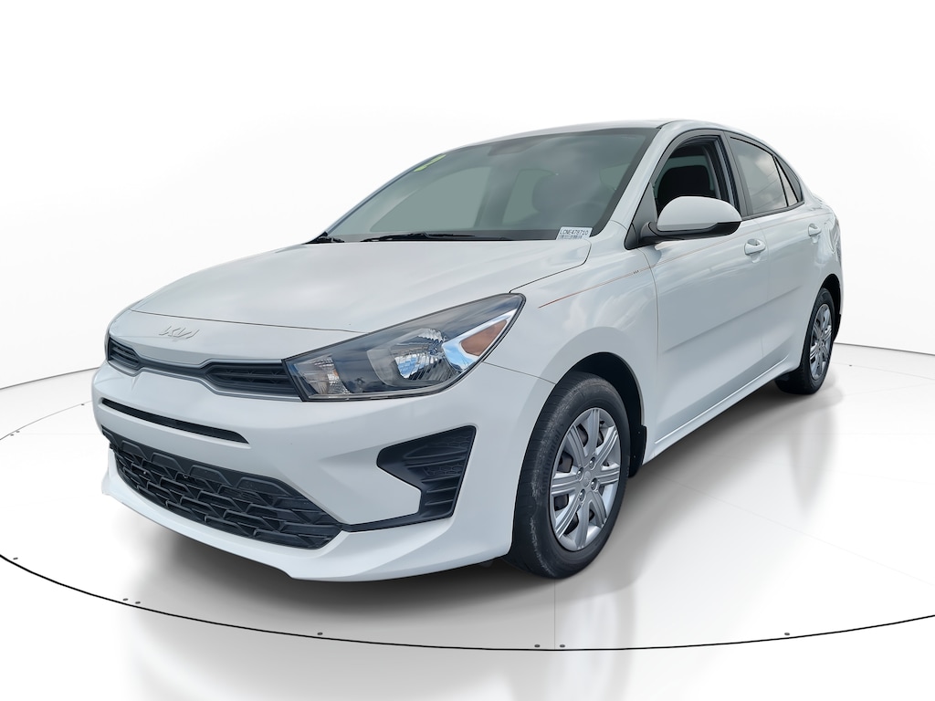 2022 Kia Rio S photo 3